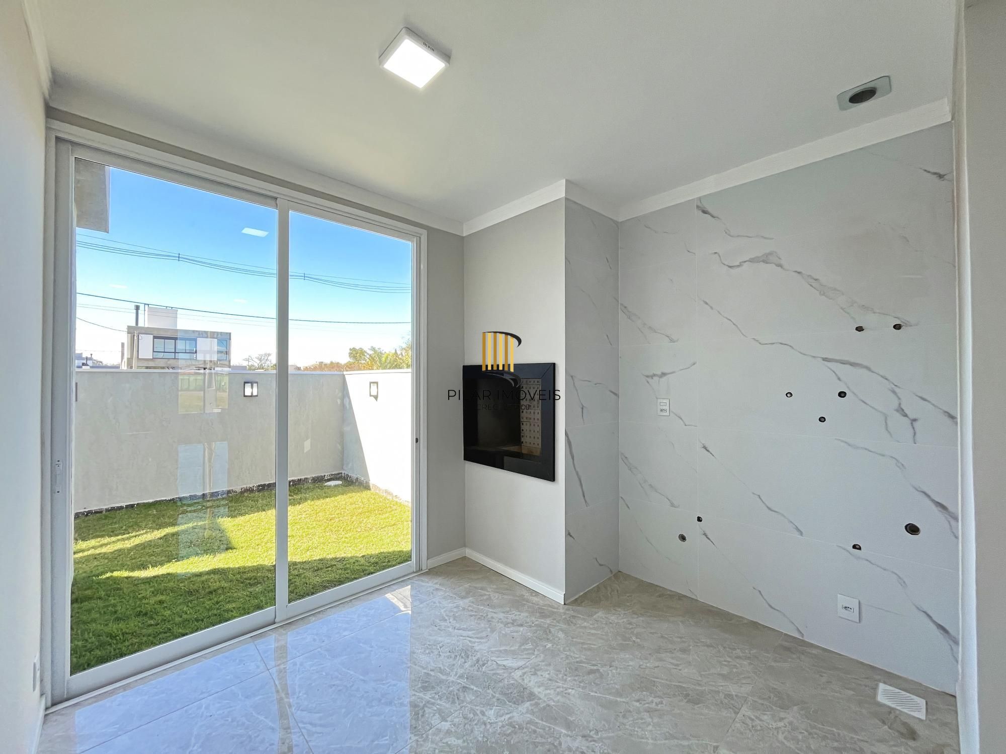 Casa Condominio em Porto Alegre, no bairro Hípica, com 3 dormitório(s), e 3 banheiros, à venda.