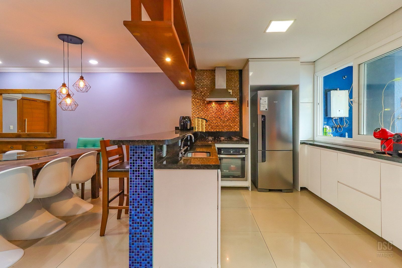 Casa em Porto Alegre, no bairro Hípica, com 3 dormitório(s), à venda.
