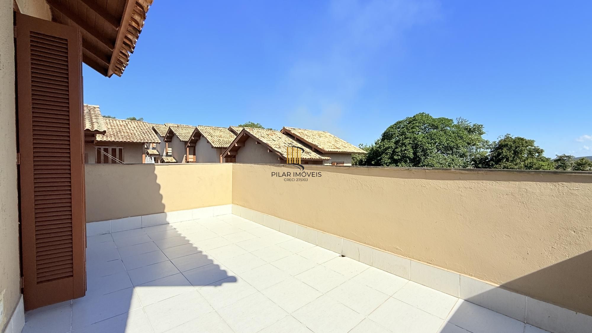 Casa de Condomínio 3 dormitórios no bairro Ipanema