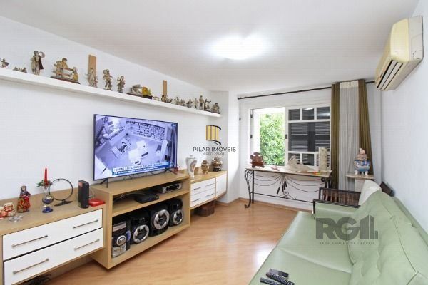 Casa Condominio para Venda - 201m², 3 dormitórios, sendo 1 suites, 2 vagas - Tristeza