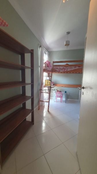 Casa em Porto Alegre, no bairro Espírito Santo, com 3 dormitório(s), e 3 banheiros, à venda.