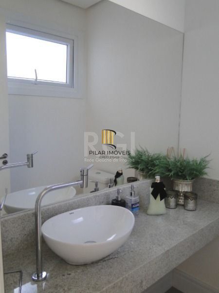 Casa Condominio para Venda - 211m², 3 dormitórios, sendo 3 suites, 2 vagas - Jardim Isabel