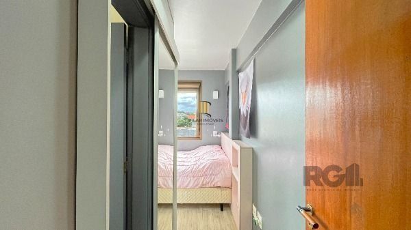 Apartamento em Porto Alegre, no bairro Medianeira, com 3 dormitório(s), e 3 banheiros, à venda.