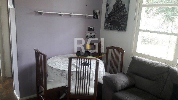 Apartamento 2 dormitórios no bairro Ipanema