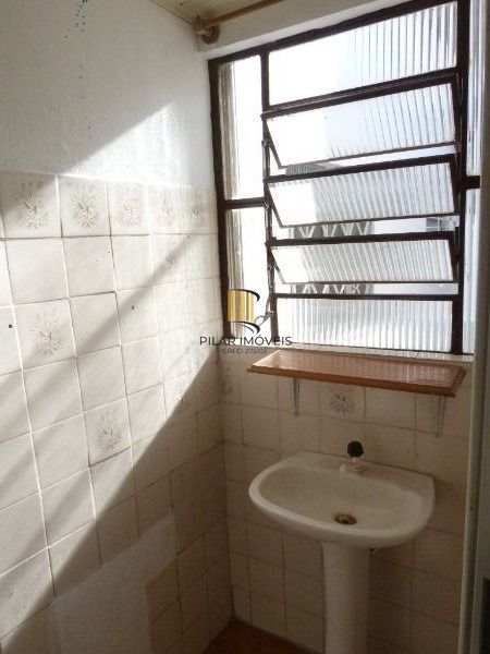Casa para Venda - 90m², 3 dormitórios, 1 vaga - Restinga