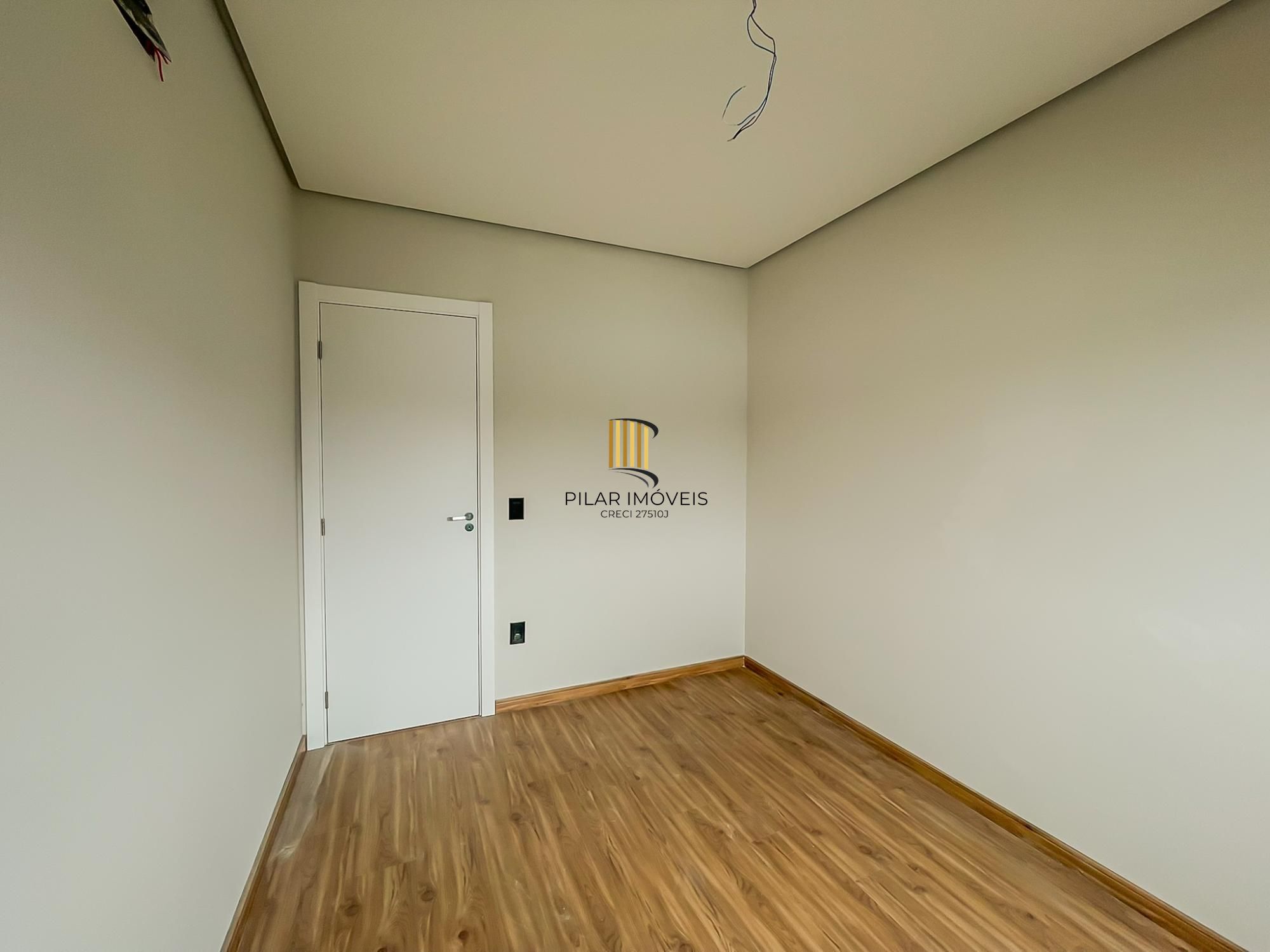 Casa de Condomínio 3 dormitórios no bairro Hípica