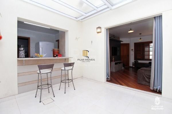Casa para Venda - 178.85m², 4 dormitórios, sendo 2 suites, 2 vagas - Altos do Ipê