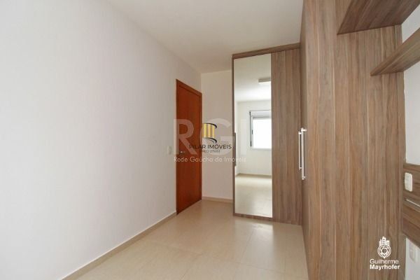 Apartamento para Venda - 61.95m², 2 dormitórios, 1 vaga - Cristal