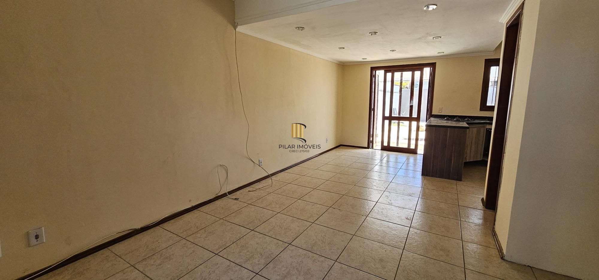 Casa para Venda - 68m², 2 dormitórios, Hípica