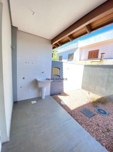 Casa para Venda - 125m², 3 dormitórios, sendo 1 suites, 1 vaga - Guarujá
