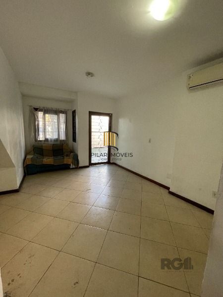 Casa 6 dormitórios no bairro Cristal