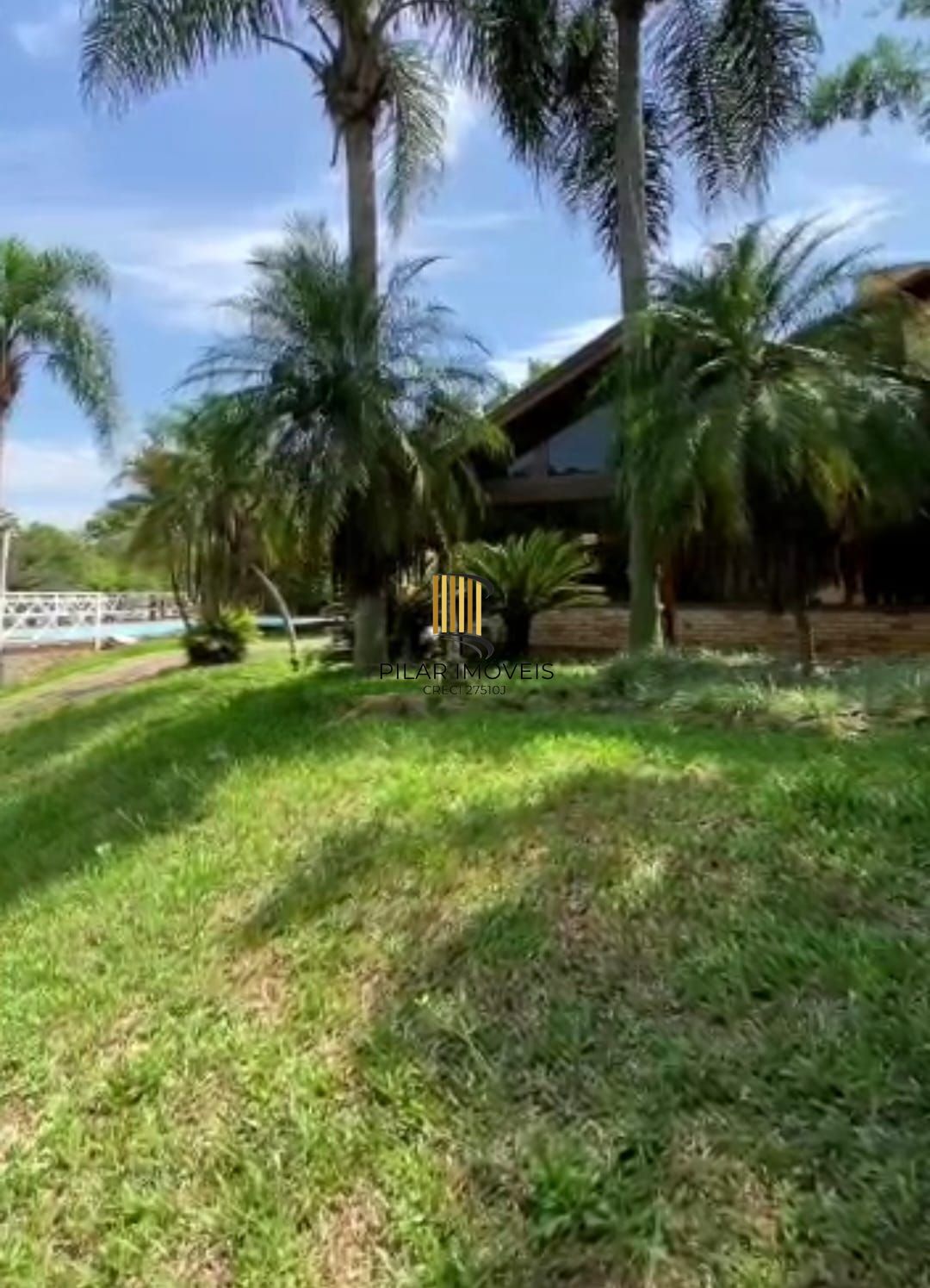 Sitio Urbano zona sul de Porto Alegre com 10.480m² - grande potencial de valorizaçao