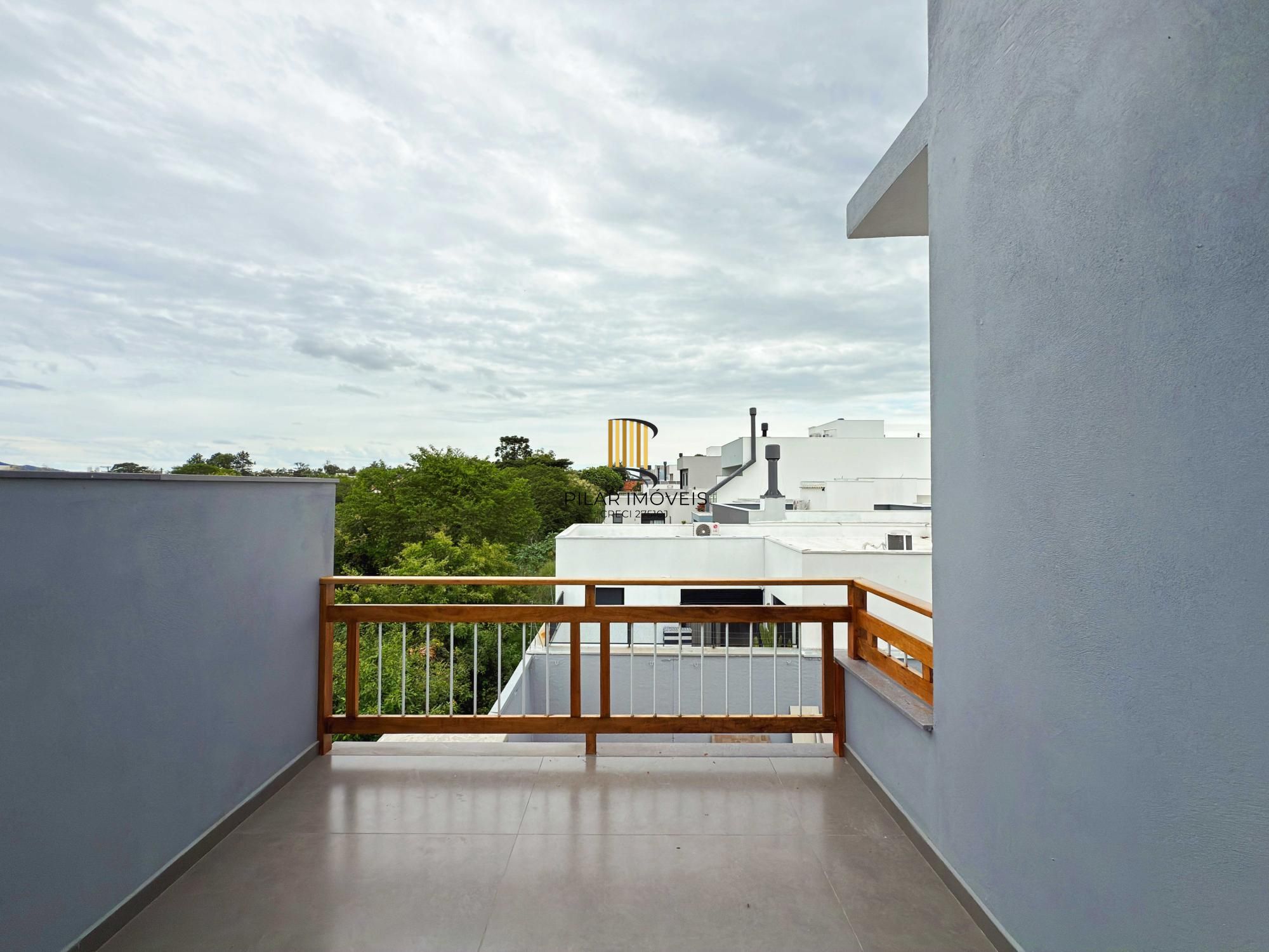 Casa no Lagos de Nova Ipanema, com 4 dormitório(s), e 4 banheiros, à venda.