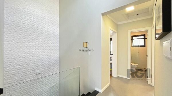 Casa 3 dormitórios no bairro Hípica