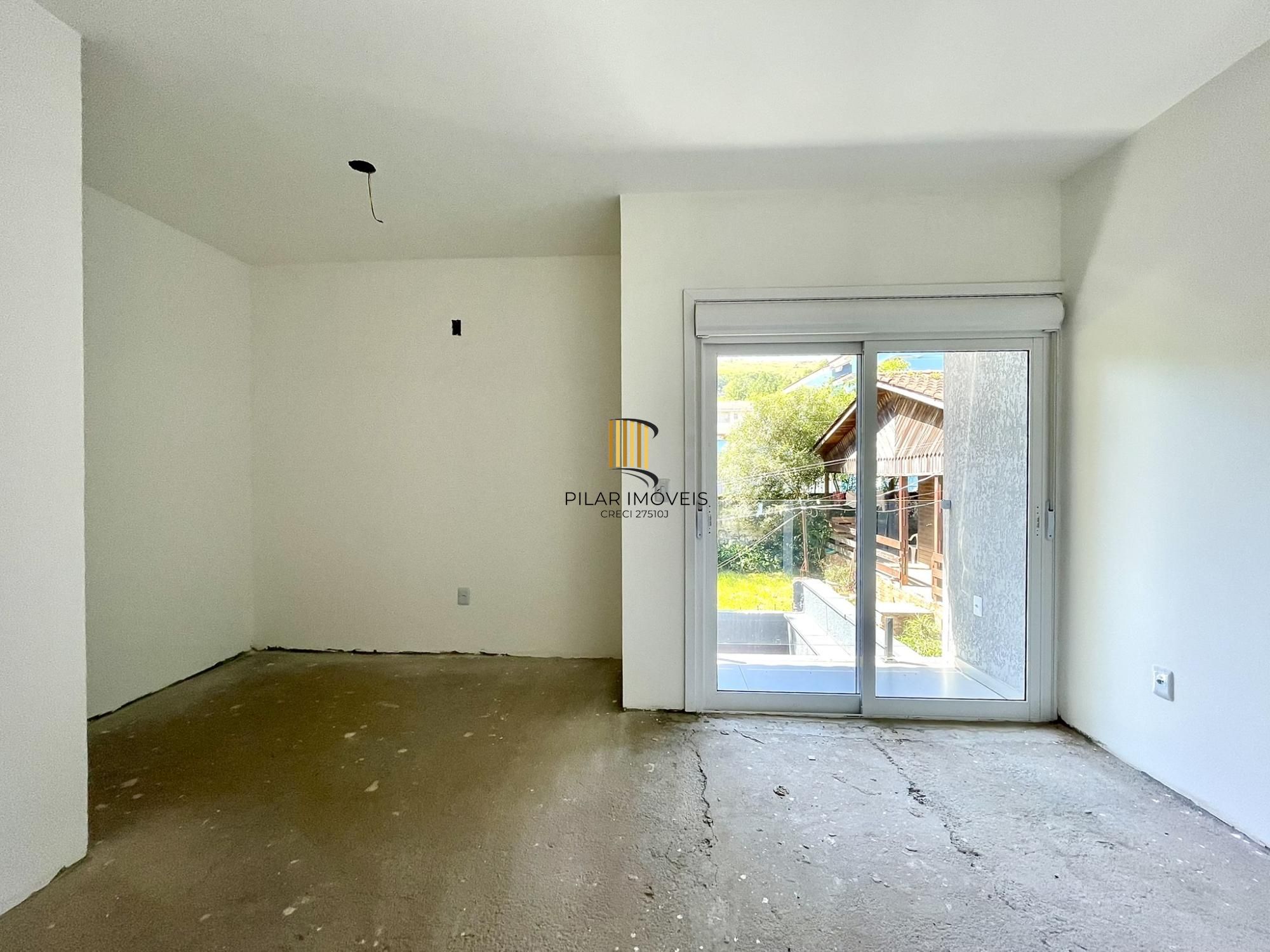 Casa Condominio em Porto Alegre, no bairro Nonoai, com 2 dormitório(s), e 2 banheiros, à venda.