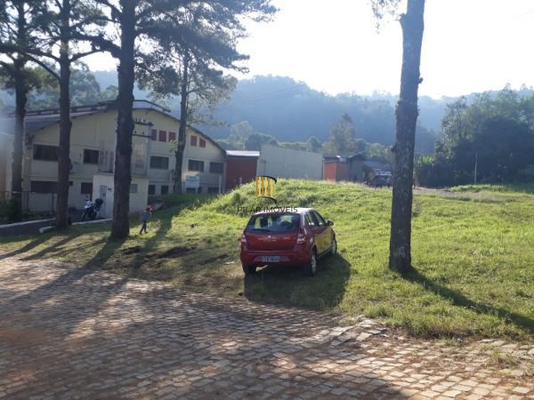 Depósito/Pavilhão em Novo Hamburgo, no bairro Diehl, e 0 banheiros, à venda.