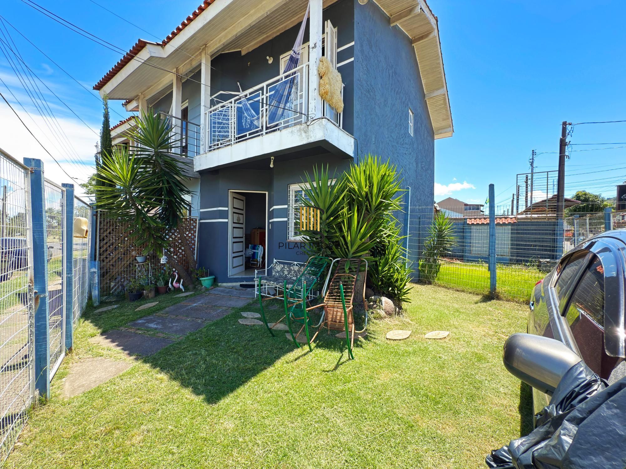 Casa 2 dormitórios no bairro Hípica