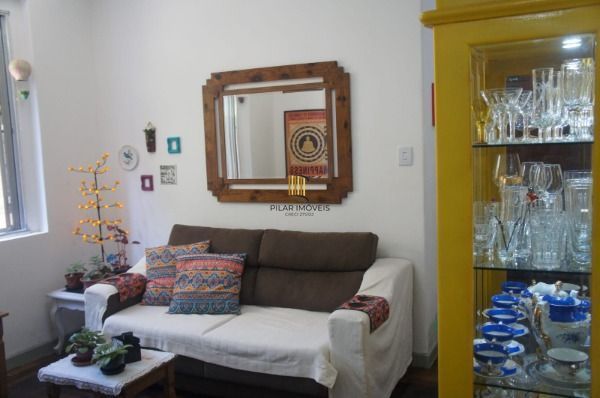 Apartamento em Porto Alegre, no bairro Centro Histórico, com 2 dormitório(s), e 2 banheiros, à venda. - Pilar Imóveis