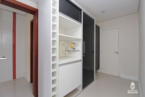 Casa Condominio para Venda - 254.32m², 3 dormitórios, sendo 3 suites, 2 vagas - Pedra Redonda