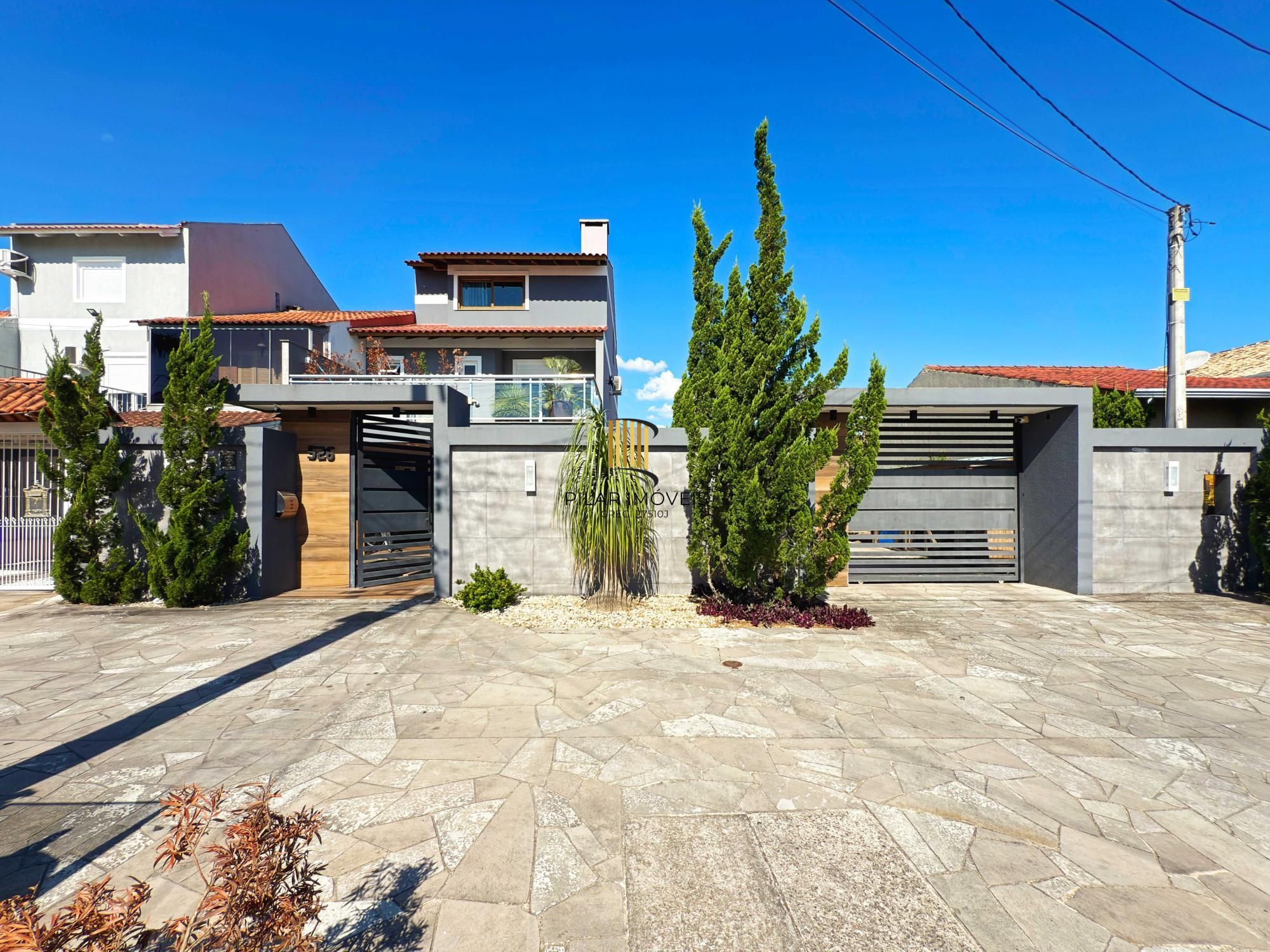 Em busca de uma casa espaçosa e cheia de comodidades no bairro Hípica - Pilar Imóveis