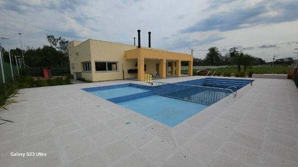 Casa Condominio em Porto Alegre, no bairro Hípica, com 3 dormitório(s), e 3 banheiros, à venda.