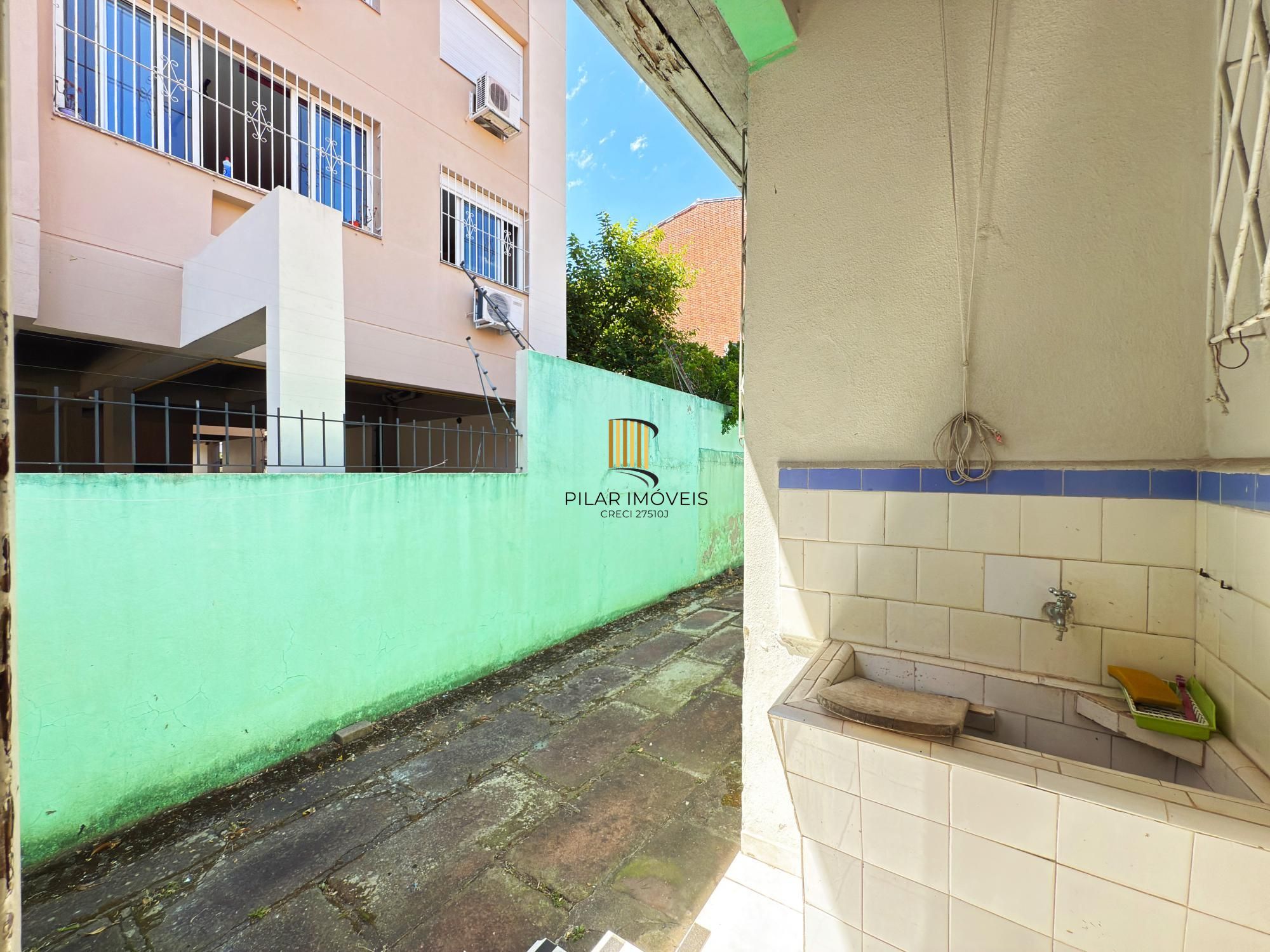 casa térrea 03 dormitórios - 128m² no Partenon