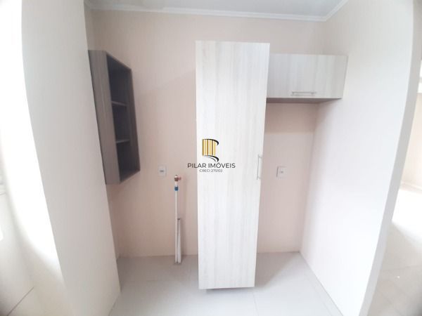 Apartamento em Porto Alegre, no bairro Vila Nova, com 2 dormitório(s), e 2 banheiros, à venda.