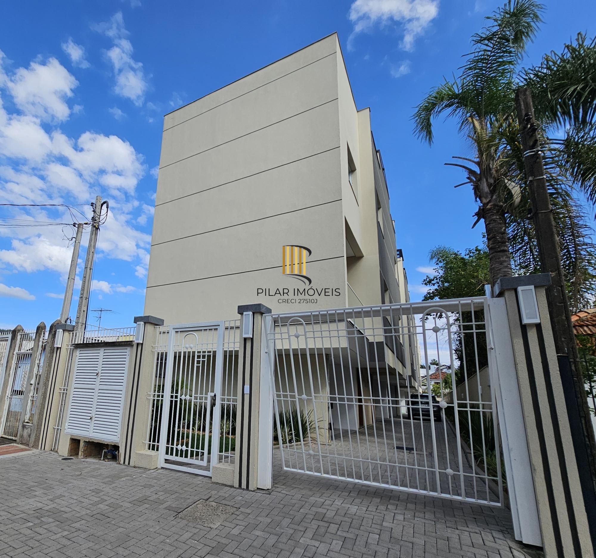 Casa de Condomínio 3 dormitórios no bairro Glória