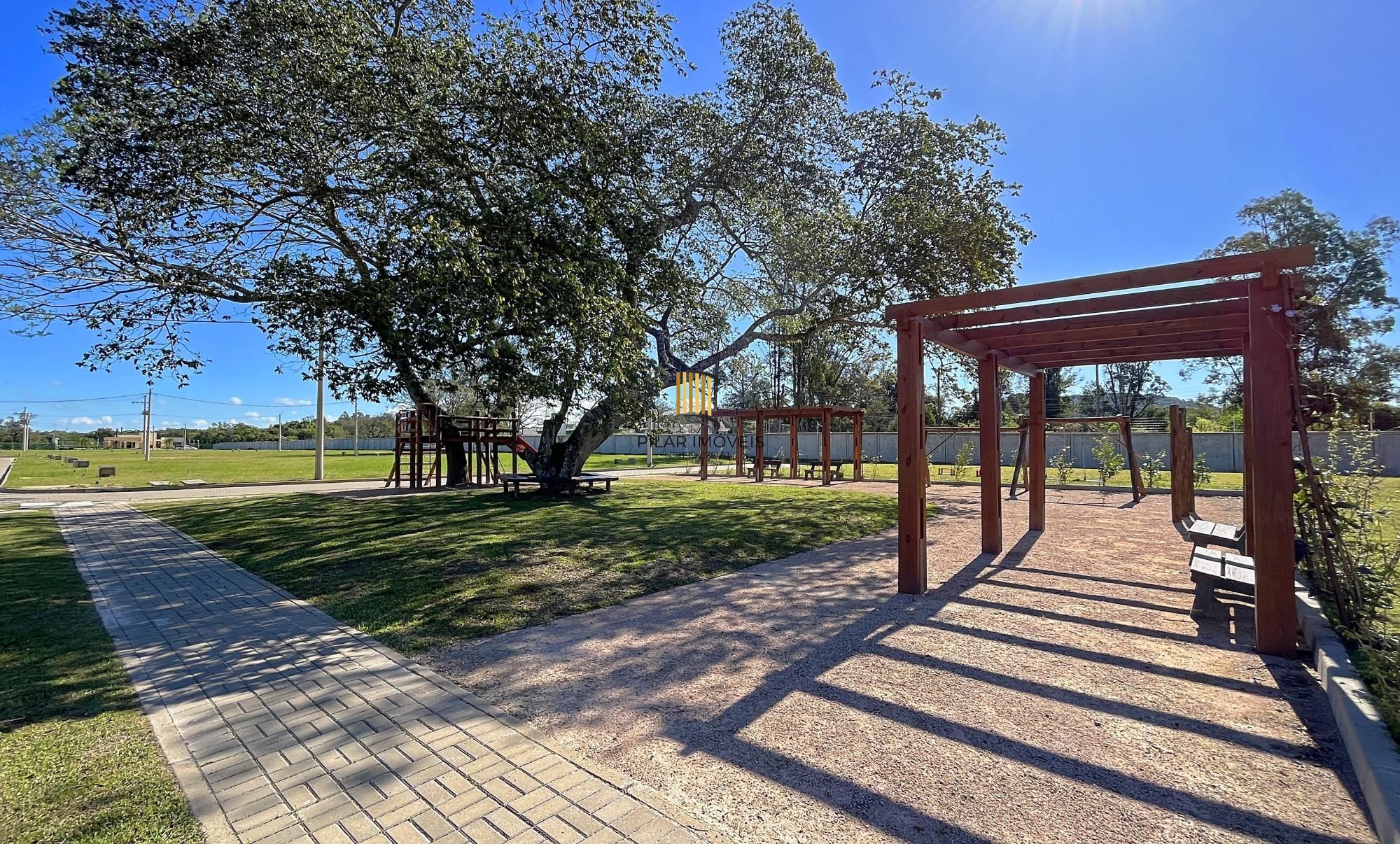 Casa de Condomínio 3 dormitórios no bairro Hípica