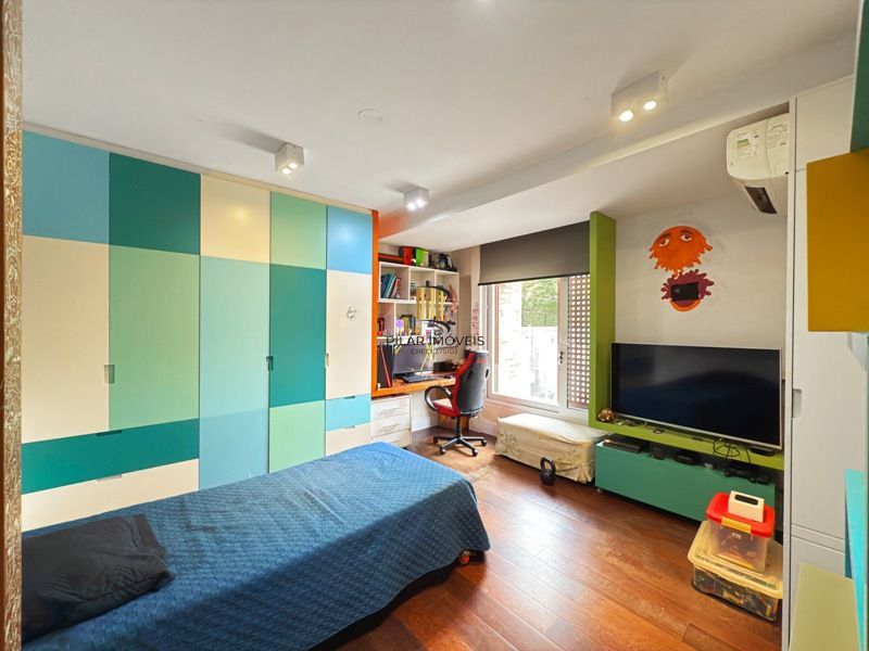 Residência, ótimo padrão com 4 suítes nos altos do Jardim Isabel, com vista perene para o Guaiba e Por-do-Sol