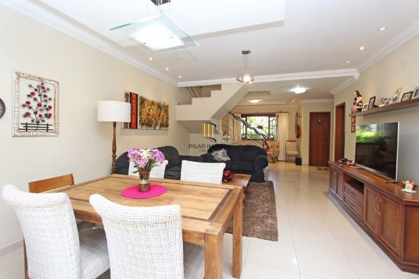 Casa para Venda - 360m², 3 dormitórios, sendo 1 suites, 4 vagas - Portal do Guarujá
