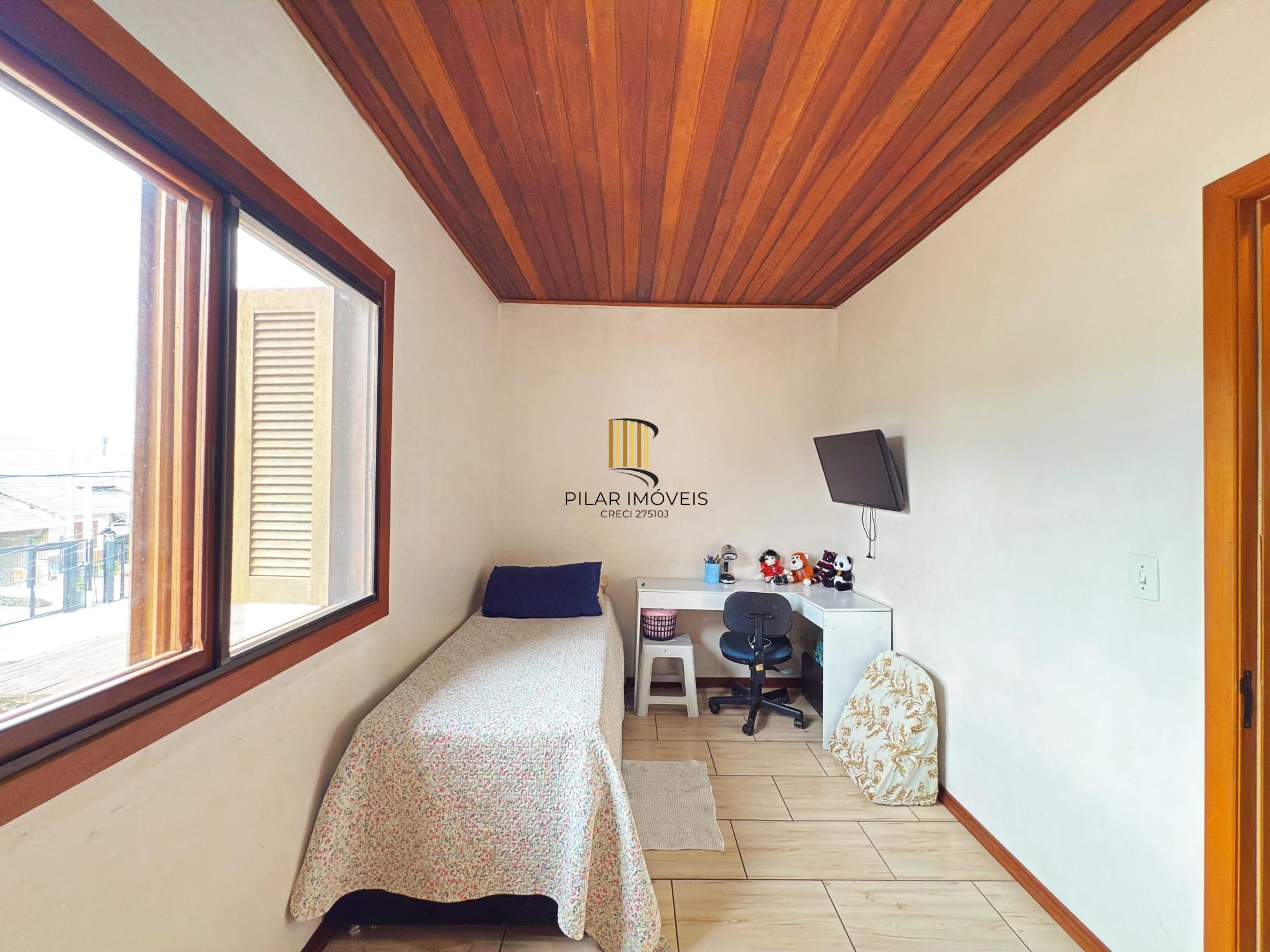 Sobrado 2 dormitórios no bairro Aberta dos Morros