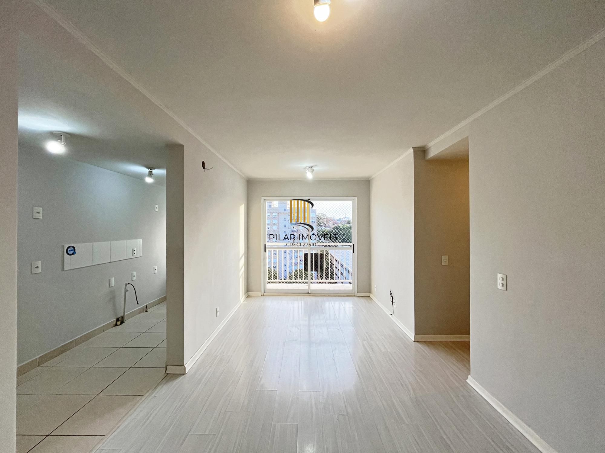 Apartamento 3 dormitórios no bairro Camaquã