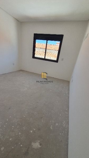 Casa Condominio em Porto Alegre, no bairro Ipanema, com 3 dormitório(s), e 3 banheiros, à venda.
