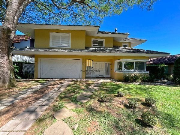 Casa no Jardim do Sol com 4D, sendo 2 suítes e 4 vagas de garagem - Pilar Imóveis