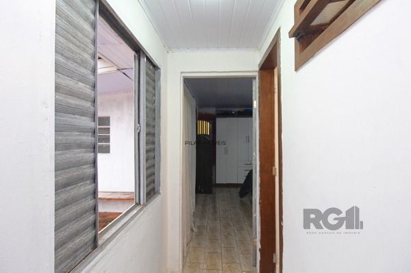 Casa em Porto Alegre, no bairro Cavalhada, com 4 dormitório(s), e 4 banheiros, à venda.