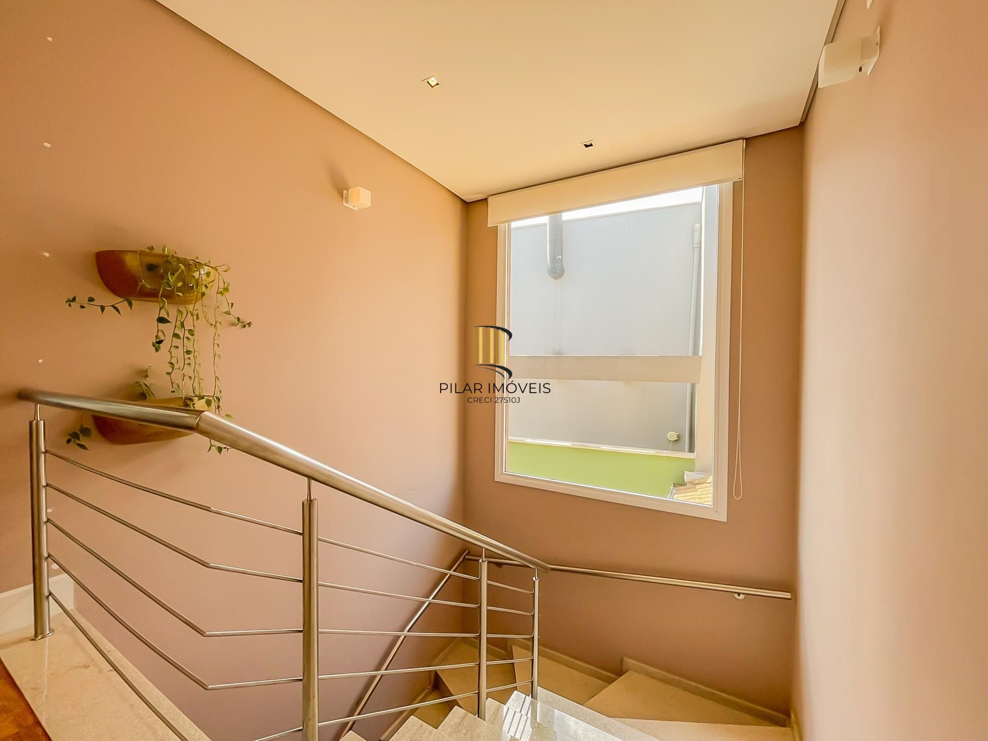 Linda e aconchegante casa em condomínio no Lagos de nova Ipanema