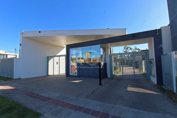Casa Condominio em Porto Alegre, no bairro Ipanema, com 3 dormitório(s), à venda.