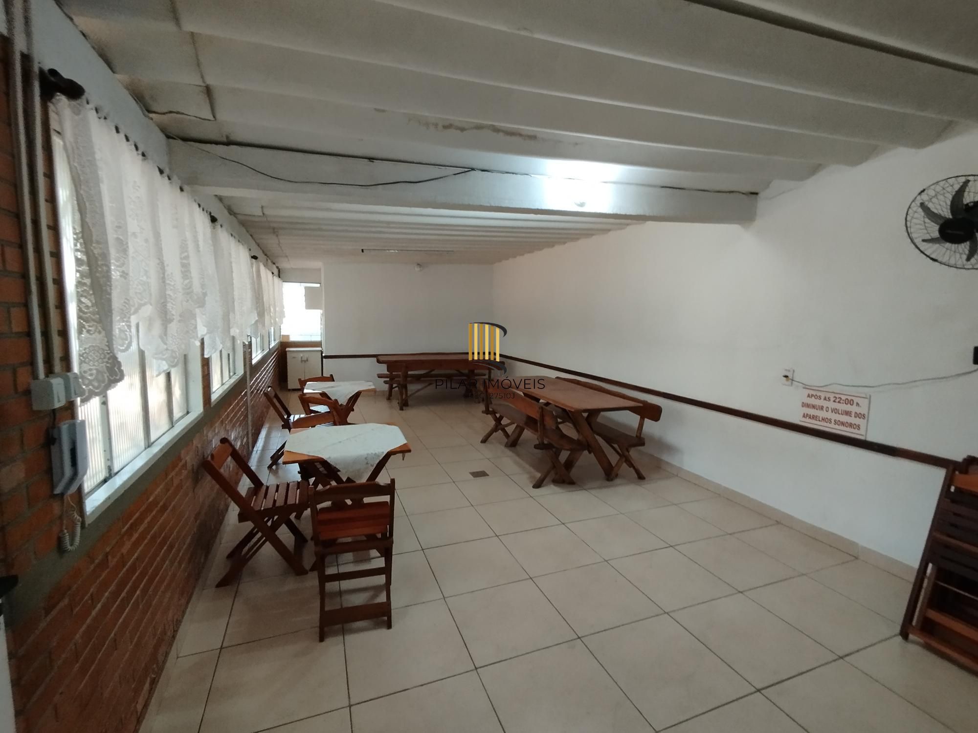 Apartamento 2 dormitórios no bairro Cristal