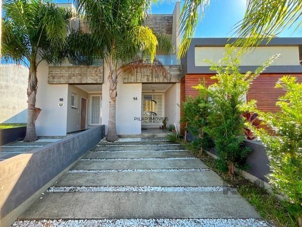 Casa em Porto Alegre, no bairro Hípica, com 2 dormitório(s), à venda.