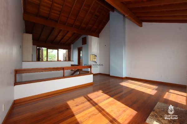 Casa para Venda - 212.52m², 3 dormitórios, sendo 1 suites, 2 vagas - Imperial Parque