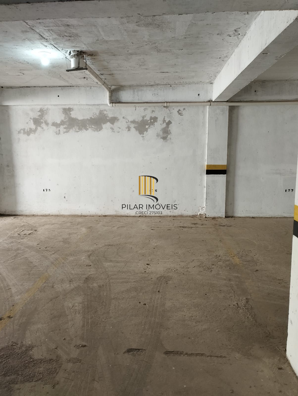 Apartamento 2 dormitórios no bairro Cavalhada