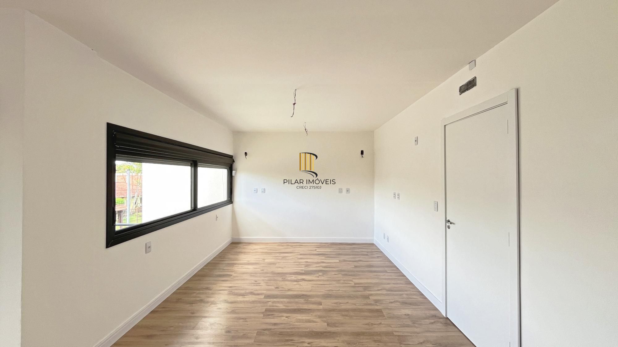 Casa 3 dormitórios no bairro Ipanema