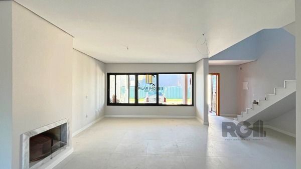 Casa Condominio em Porto Alegre, no bairro Ipanema, com 3 dormitório(s), à venda.