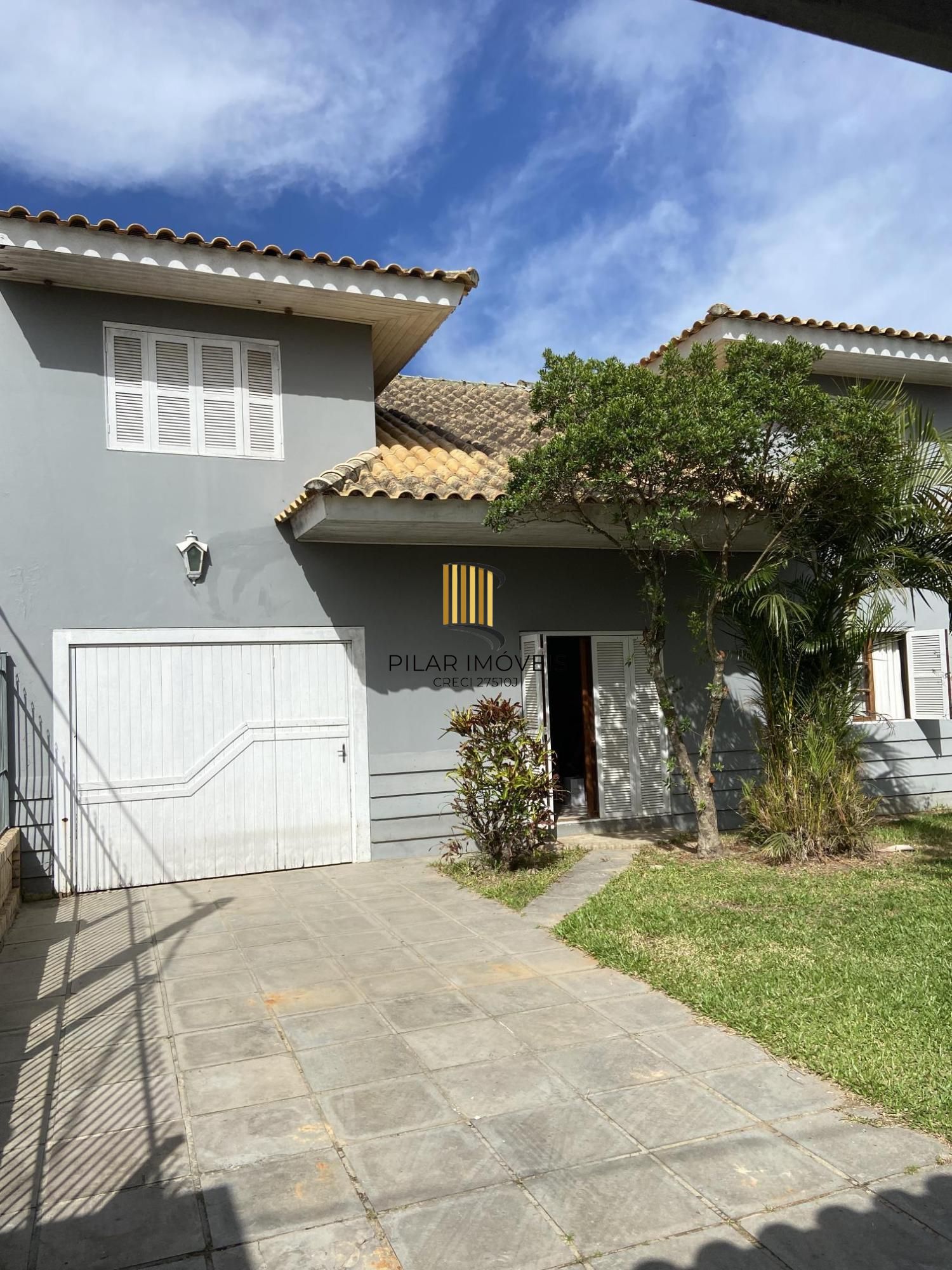 Casa 4 dormitórios no bairro Lami