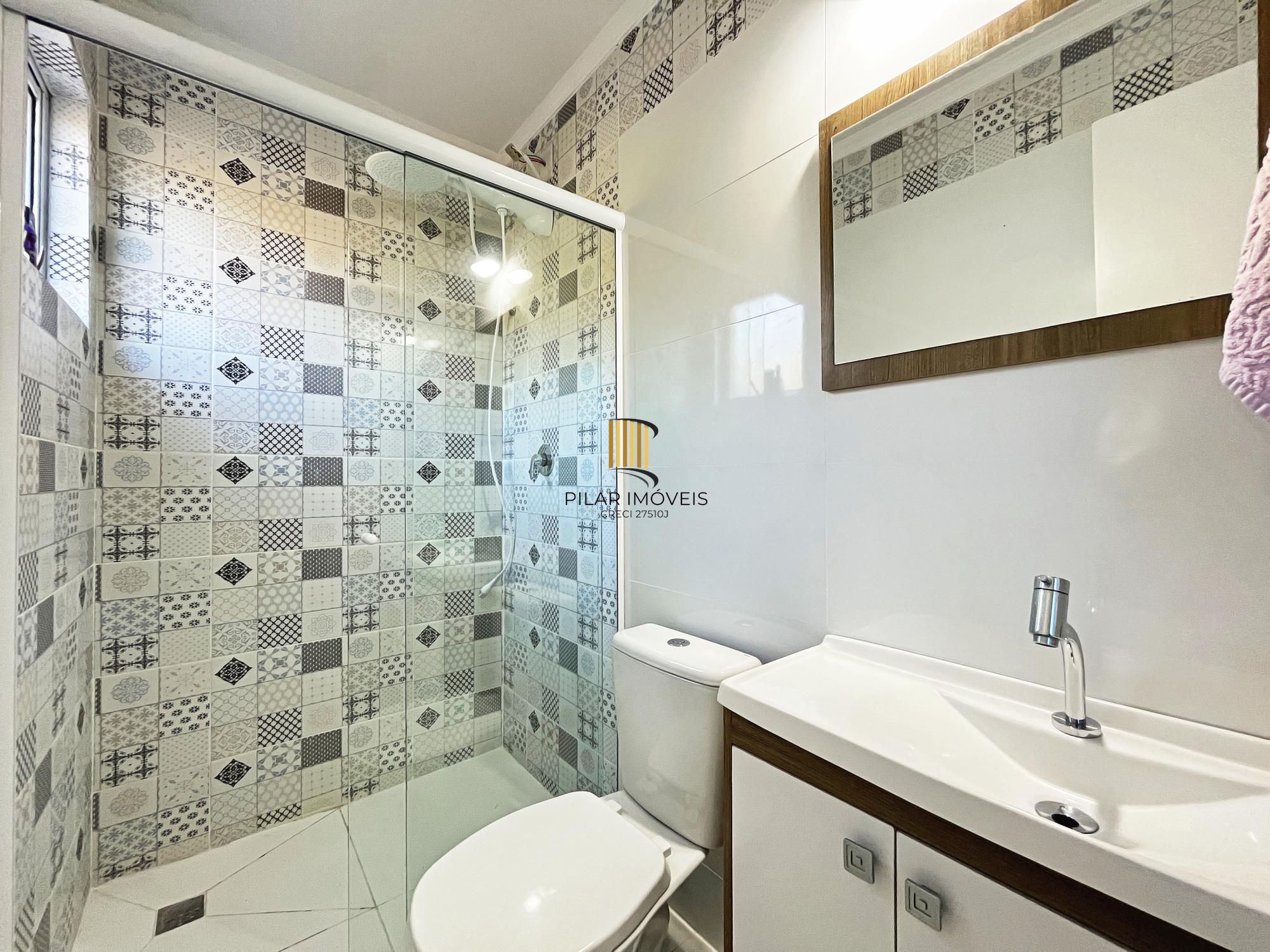 Casa 3 dormitórios no bairro Guarujá