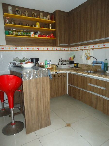 Casa para Venda - 177.93m², 3 dormitórios, sendo 1 suites, Hípica