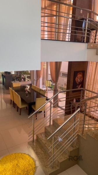 Casa Condominio em Porto Alegre, no bairro Jardim Carvalho, com 3 dormitório(s), à venda.