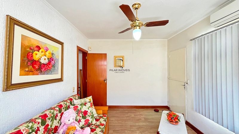 Casa 3 dormitórios no bairro Ipanema