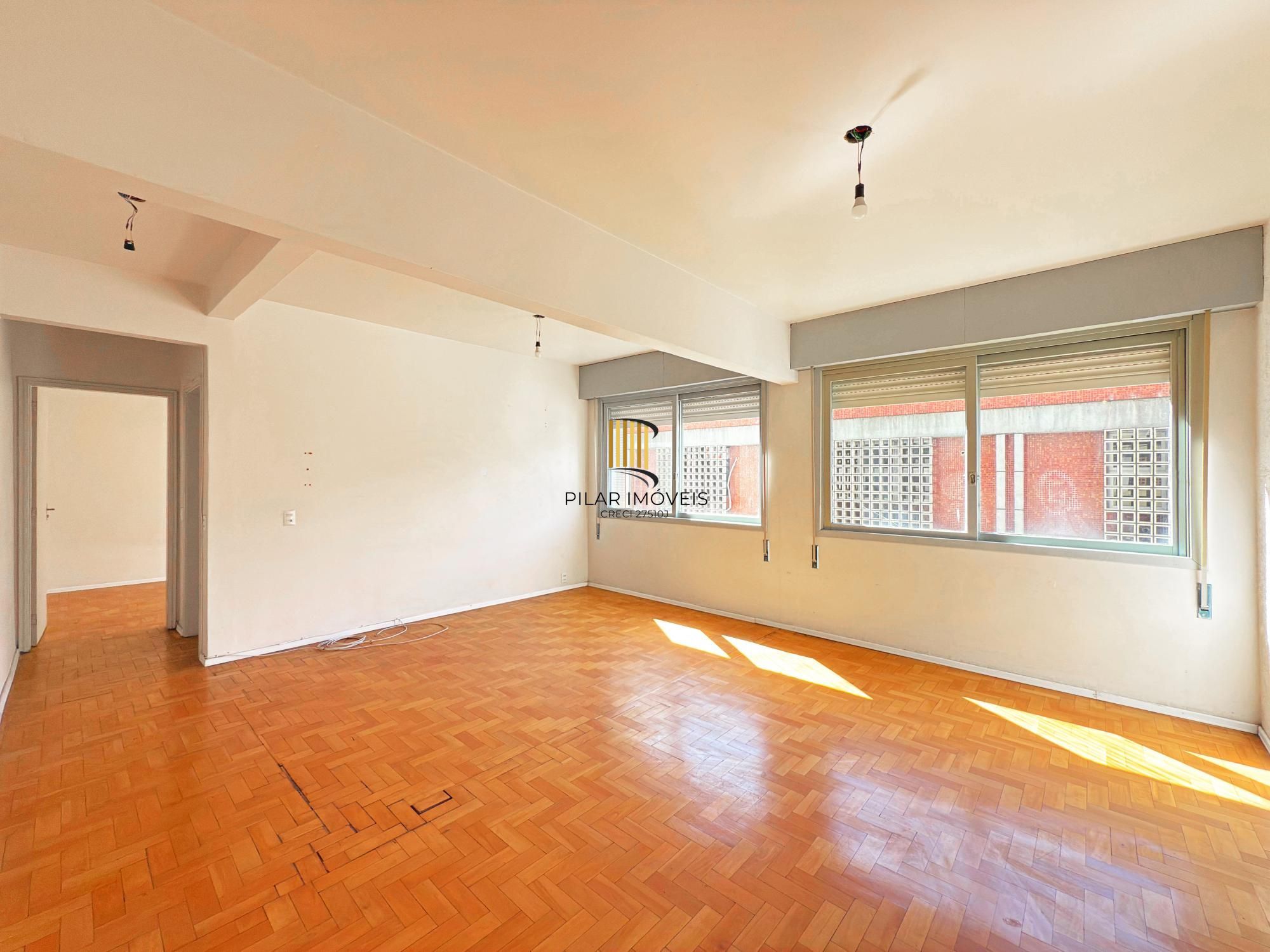 Apartamento para Venda - 63.73m², 2 dormitórios, 1 vaga - Centro Histórico